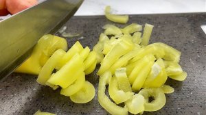 Вкусный Ужин На Скорую Руку Для Всей Семьи! Тушеные Куриные Бедра На Сковороде С  Овощами!