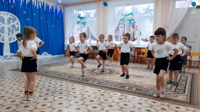 Утренняя зарядка для детей 4-5лет. Зайцы стали по порядку. Теперь зарядку делать весело!