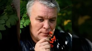 Александр Дюмин - Человек с гитарой