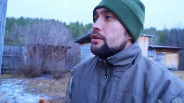 ЖИЗНЬ В УРАЛЬСКОЙ ГЛУБИНКЕ _ КАК ЖИВУТ ЛЮДИ ВДАЛИ ОТ ЦИВИЛИЗАЦИИ _ ФИЛЬМ О ДЕРЕВНЕ