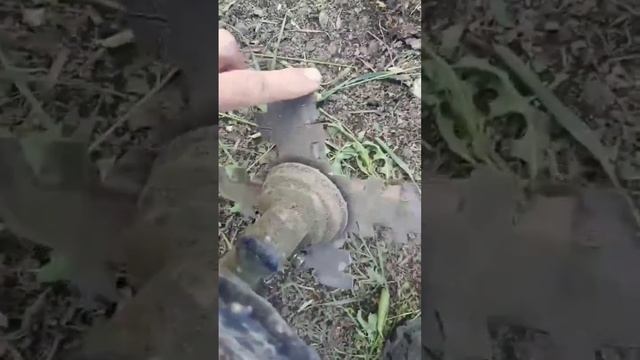 Самодельная насадка на триммер для прополки травы!