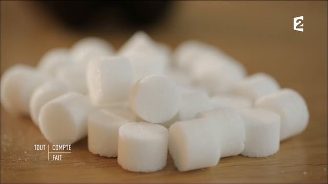Que valent les alternatives naturelles au sucre ? - Tout Compte Fait смотреть онлайн
