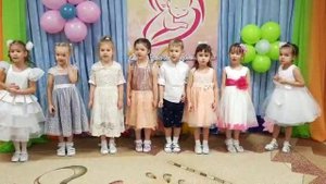 Песня: "Зореньки краше"