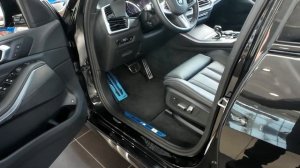 2022 BMW X5 xDrive 45e Hybrid - POV review