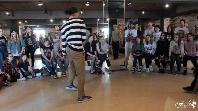 Siberian Funky Weekend - Popping - 1/8 final - Митяй vs Алекс смотреть онлайн