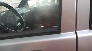 Открываем дверь УАЗ Патриот без ключа