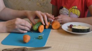 Машина. Поделки из овощей и фруктов для детей. Как сделать своими руками?