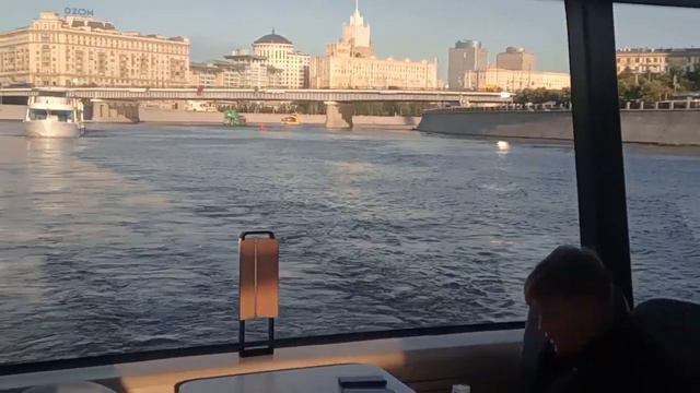 Речной трамвай в Москве реке