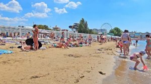 Анапа, песчаный пляж, обзор пляжа, прогулка по Городскому Центральному песчаному пляжу 4 августа.