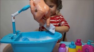 Купаем Пупсика в ванночке ОРБИЗ и Пенке Bathe baby in the bath with ORBEEZ and foam