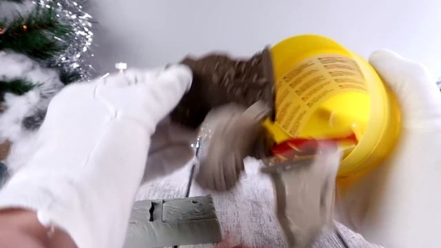 Самые большие Киндеры с супергероями Марвел | MARVEL☃️НОВОГОДНИЕ ❄️ 2022 | Kinder Сюрприз 220г. смотреть онлайн