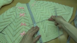 Вязание спицами ажурного болеро для девочки //  knitting baby bolero