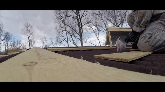 КАК УЛОЖИТЬ ОНДУЛИН ? ll ДОДЕЛАЛ КРЫШУ ПТИЧНИКА смотреть онлайн