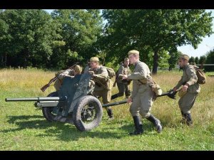 Военная подготовка перед съемками фильма "Подольские курсанты"