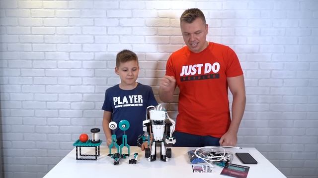 СОБРАЛИ Крутой РОБОТ LEGO MINDSTORMS «Робот Изобретатель» 5 в 1 Учимся управлять с Игорюшины Игруши смотреть онлайн