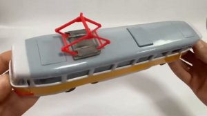 Трамвай инерционный Play Smart 1:54 «Tatra T3SU» 9708-B Автопарк, свет и звук / Желто-белый