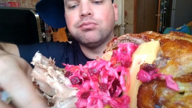 MUKBANG | Курица гриль с сыром и винегретом