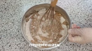 Постный "бисквит" без яиц и молока! Пористый, мягкий, очень шоколадный! Идеален для постного торта!