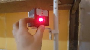 Крепление для уровня к потолку