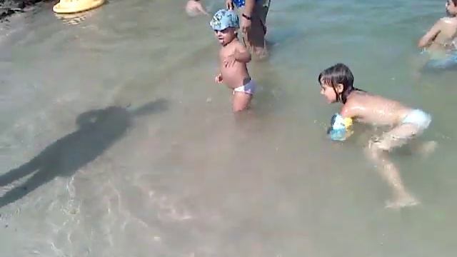 Мы на пляже смотреть онлайн