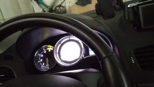 Установка дворников в сервисный режим (среднее положение) на Рено Меган3 смотреть онлайн