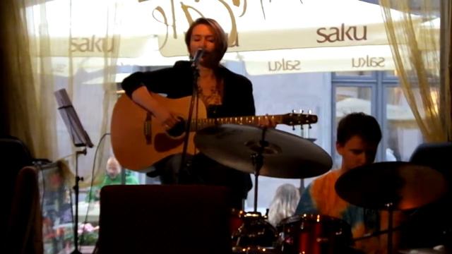 Элина Геродес в Арт-кафе - 10. "Наш дом" смотреть онлайн