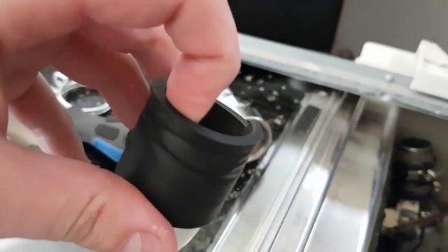 Ошибка i30. Ремонт посудомоечной машины Electrolux. Вода в поддоне.