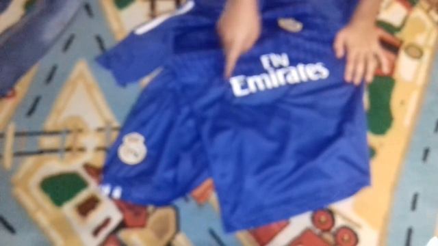 Новая футбольная форма смотреть онлайн