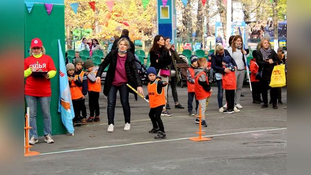 Играем в "Городки" - возрождаем традиции!!! смотреть онлайн