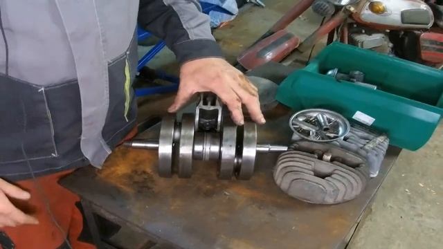 ЯВА 360-634-638-640 по пути инженеров Чехии смотреть онлайн