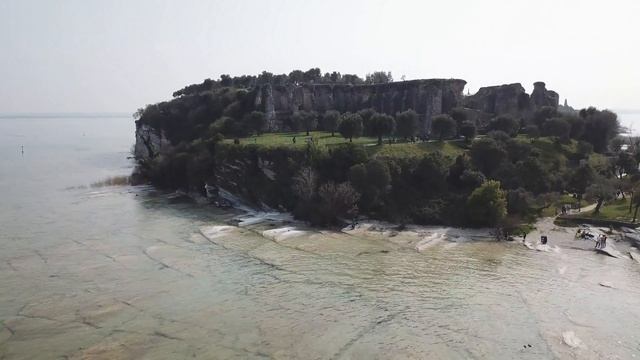 Полуостров Сирмионе на озере Гарда, Италия / Sirmione, Garda Lake / Italy смотреть онлайн