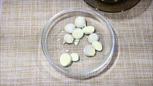 Быстрая Закуска. Фаршированные яйца с печенью трески. смотреть онлайн