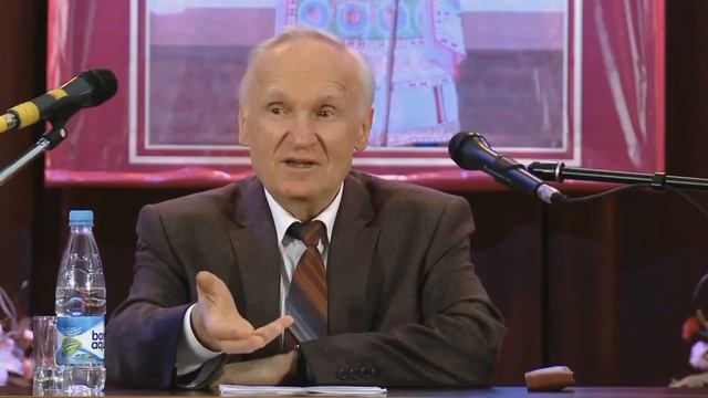 Какая разница между смирением и человекоугодием? Алексей Ильич Осипов
