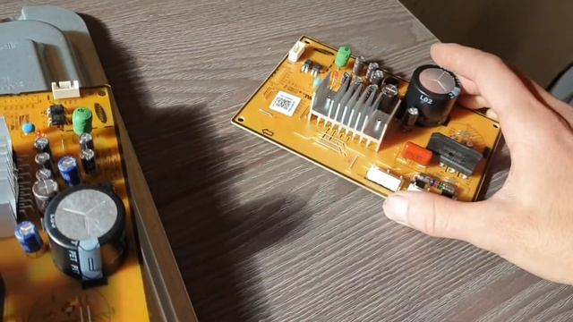 Холодильник Samsung мигает 3 раза смотреть онлайн