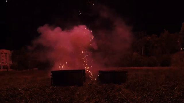 Вид на мортиры во время высотного салюта смотреть онлайн