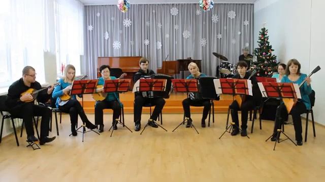 А.Цыганков, Пьеса-шутка на тему р.н.п. «Перевоз Дуня держала» (солист Александр Летягин).mp4 смотреть онлайн