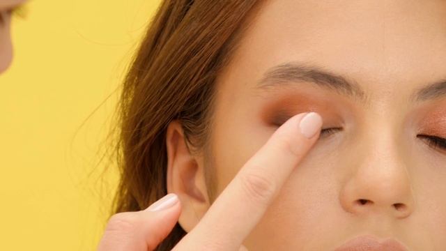 ? #EvelineInspiruje – paleta CHARMING MOCHA – wieczorowe smoky eyes ?? смотреть онлайн