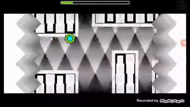 Играем в разные уровни в игре Geometry Dash смотреть онлайн