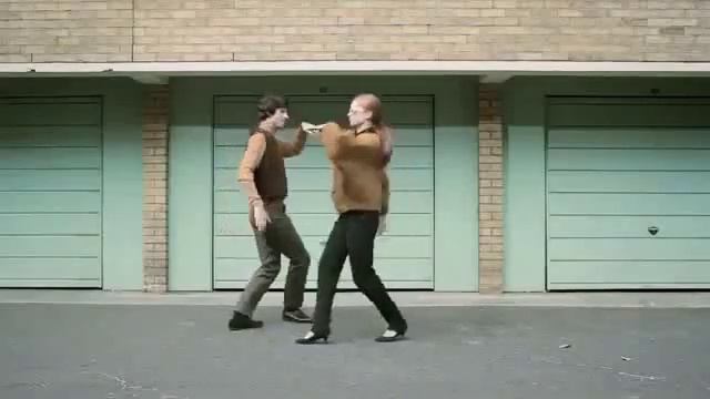 Мода в течение 100 лет за 100 секунд. смотреть онлайн