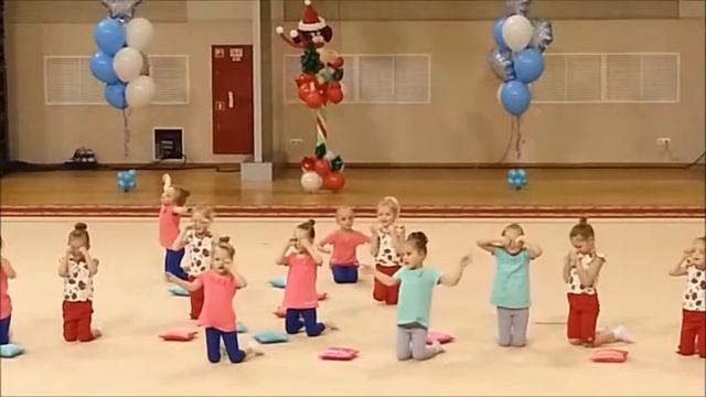 Первое в жизни выступление. Первый макияж. смотреть онлайн