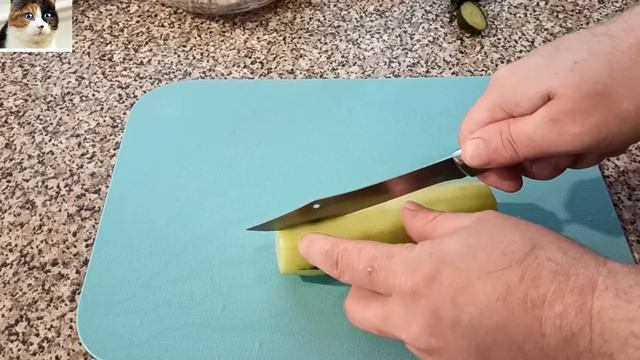 Салат с Кальмарами и огурцами
