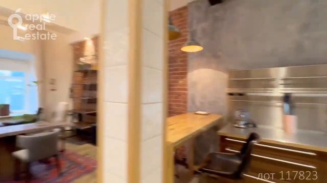 Квартира с характером: 220 кв.м в аренду. 4 комнаты. Действующий камин смотреть онлайн