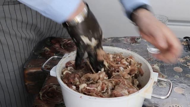 Сальтисон из свиной рульки Как сделать сальтисон? Что приготовить из свиной рульки? Рецепт из рульк смотреть онлайн