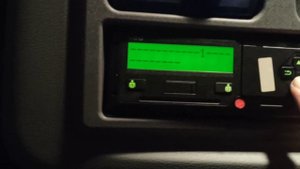 Тахограф - "распечатка" без бумаги. Смотрим суточные данные.