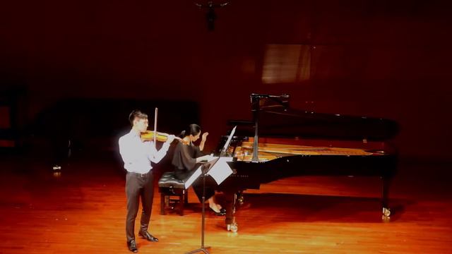 Auerbach Lonely Suite/Debussy Violin Sonata смотреть онлайн