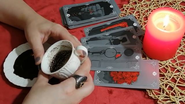 Его чувства и планы - гадание на кофейной гуще и Ленорман