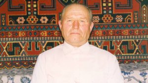 А я называю ПАПА.