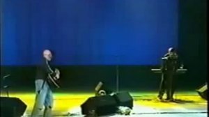 Незваный гость (Ветер липу в саду раздел)