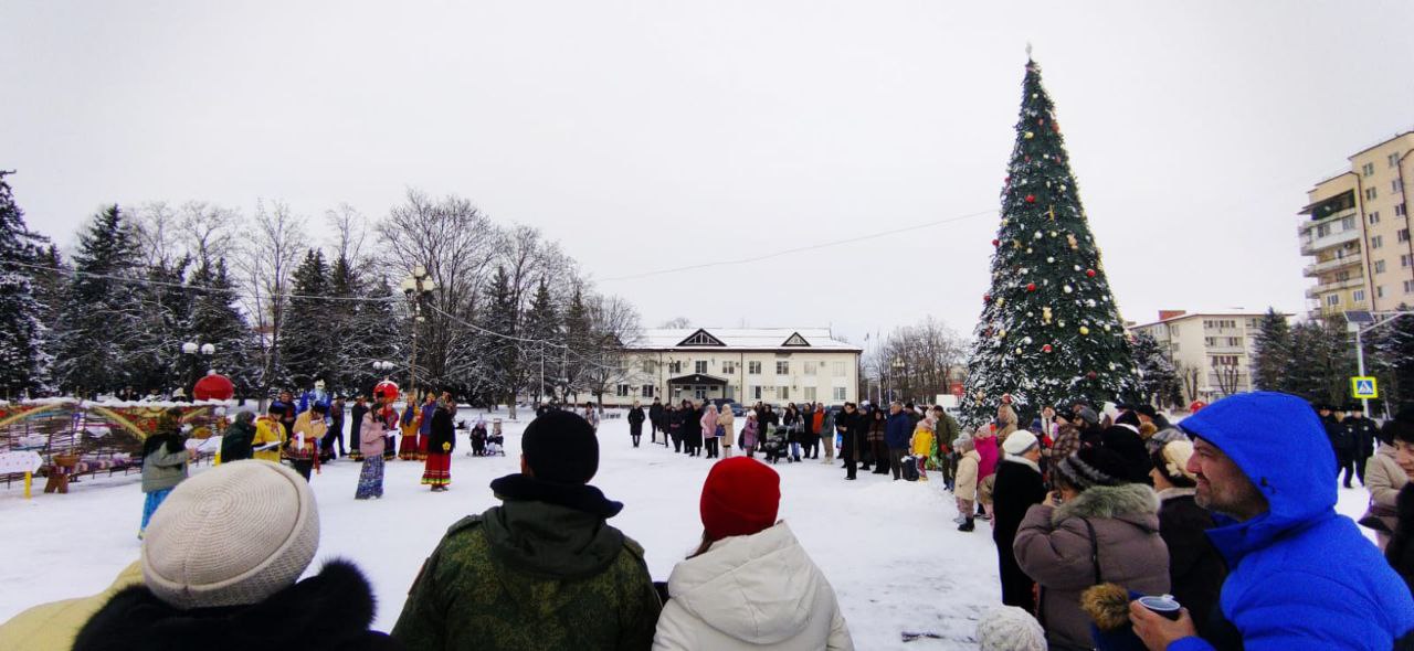 Святочные гуляния "Задорные святки" в г. Майском КБР смотреть онлайн