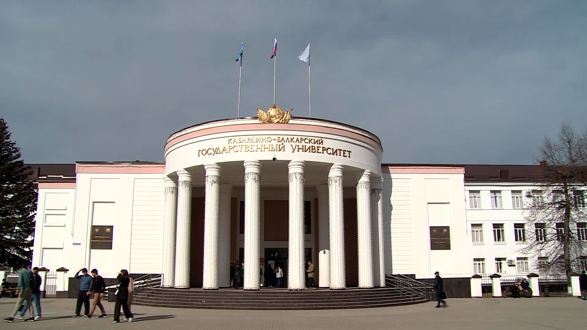 В КБГУ состоялась традиционная выставка инновационных проектов молодых учёных Северного Кавказа